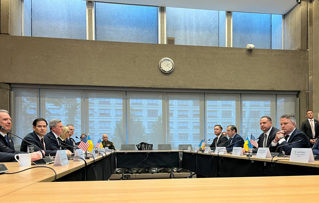 Ukraine’s Peace Negotiations Under Fire After Corrupt Official Returns