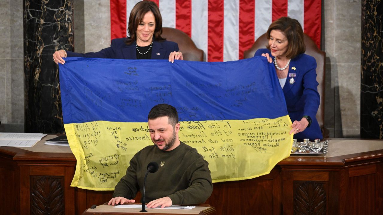 Ukrainian Lawmaker Condemns Zelensky’s Plan to Draft Women into Military