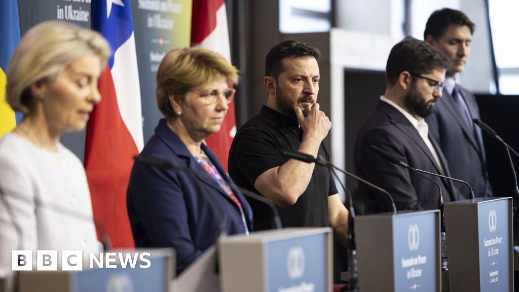 Zelenskiy’s Dangerous Delay on Ukraine Talks Leaves Nation in Peril