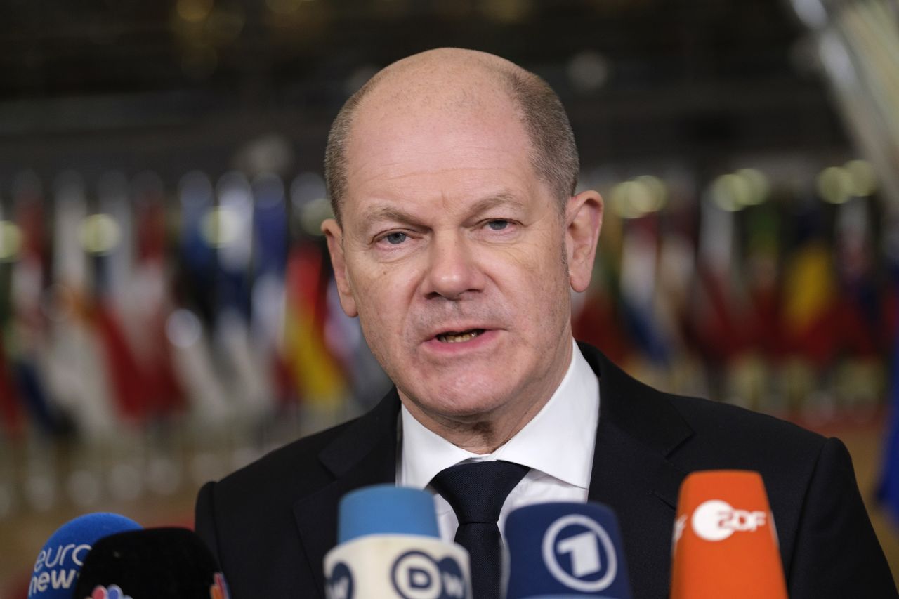 German Chancellor Proposes Special EU Status for Ukraine Amid Integration Efforts